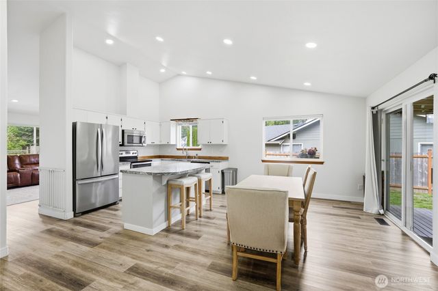17019 120th Place NE, Arlington, WA 98223