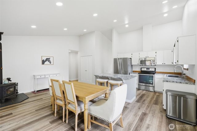 17019 120th Place NE, Arlington, WA 98223