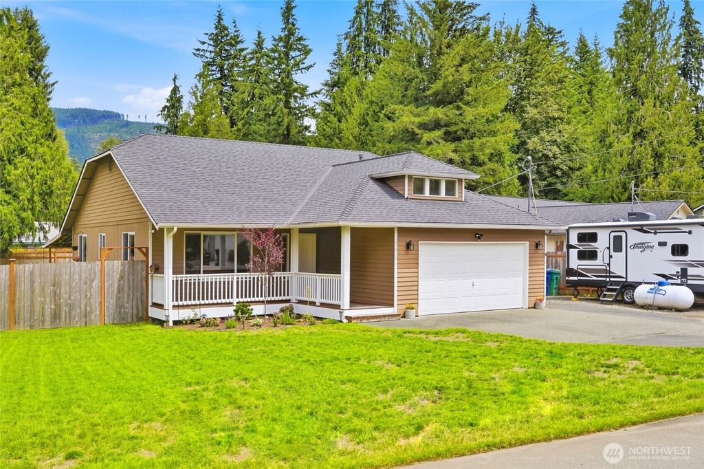 17019 120th Place NE, Arlington, WA 98223