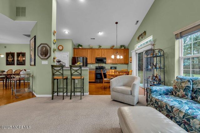 54 Drayton Road, Manchester, NJ 08759