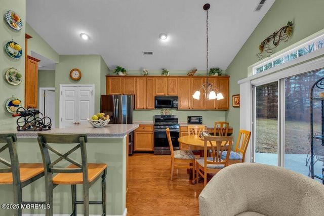 54 Drayton Road, Manchester, NJ 08759