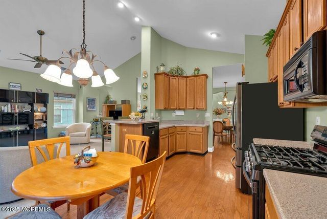 54 Drayton Road, Manchester, NJ 08759