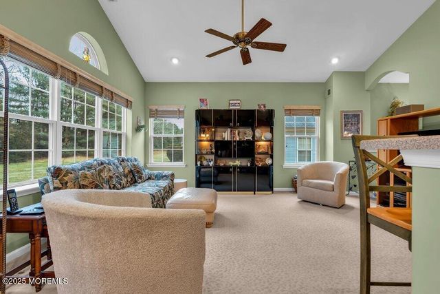 54 Drayton Road, Manchester, NJ 08759