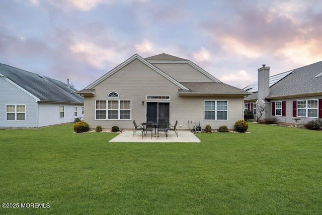 54 Drayton Road, Manchester, NJ 08759