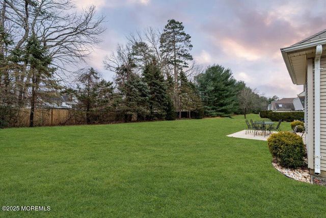 54 Drayton Road, Manchester, NJ 08759