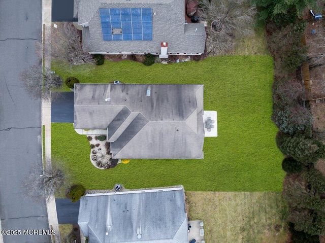 54 Drayton Road, Manchester, NJ 08759