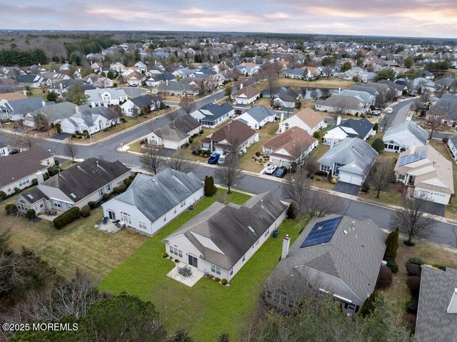 54 Drayton Road, Manchester, NJ 08759