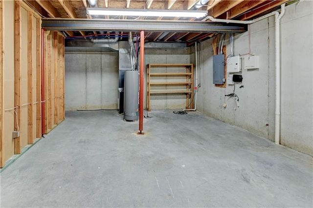 3705 N 153rd Street, Basehor, KS 66007