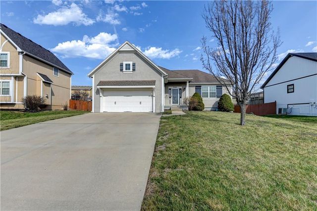 3705 N 153rd Street, Basehor, KS 66007