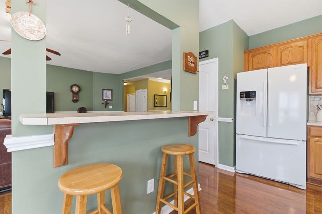 9207 Mockingbird Hills Ct, Bon Aqua, TN 37025