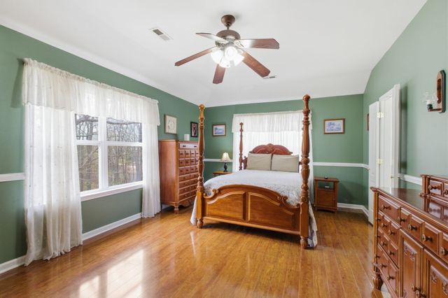9207 Mockingbird Hills Ct, Bon Aqua, TN 37025