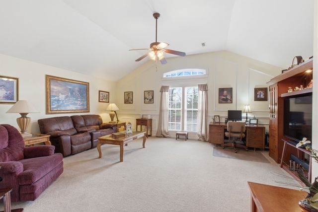 9207 Mockingbird Hills Ct, Bon Aqua, TN 37025