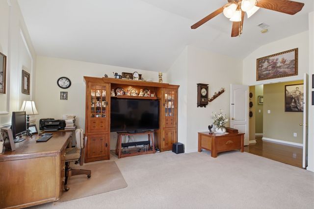 9207 Mockingbird Hills Ct, Bon Aqua, TN 37025