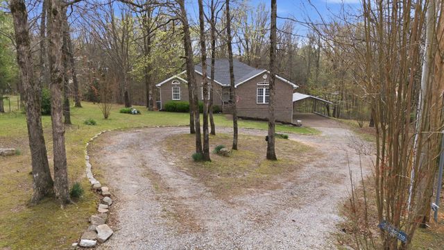 9207 Mockingbird Hills Ct, Bon Aqua, TN 37025