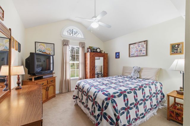 9207 Mockingbird Hills Ct, Bon Aqua, TN 37025