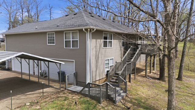 9207 Mockingbird Hills Ct, Bon Aqua, TN 37025