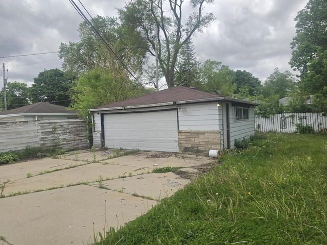 5371 N 61st STREET, Milwaukee, WI 53218