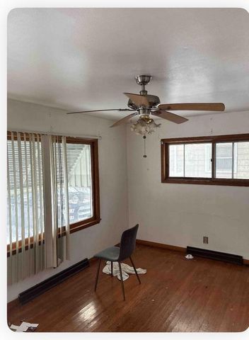 5371 N 61st STREET, Milwaukee, WI 53218