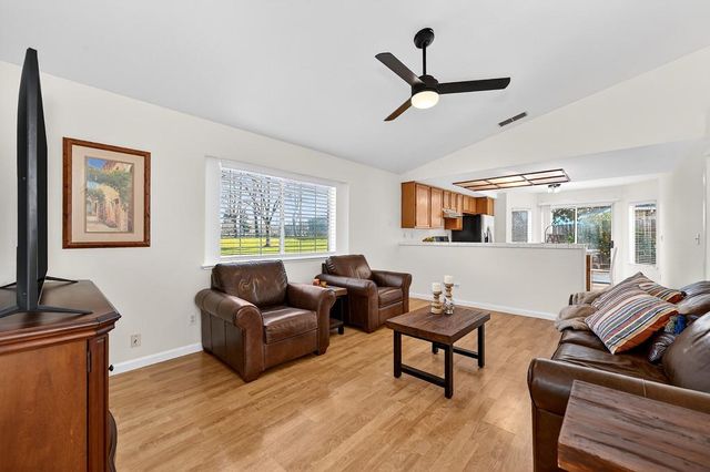 8312 Fintown Ct, Sacramento, CA 95828