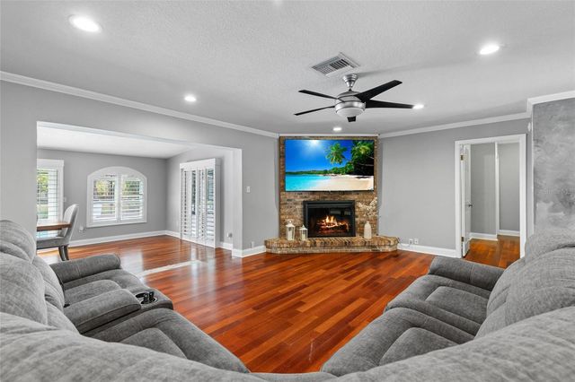 330 HAYES ROAD, Winter Springs, FL 32708