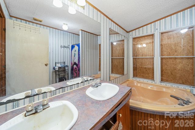 639 Correll Road, Troy, NC 27371