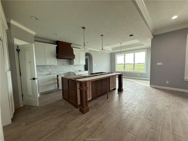 6423 Scenic View Trail, Bryan, TX 77808