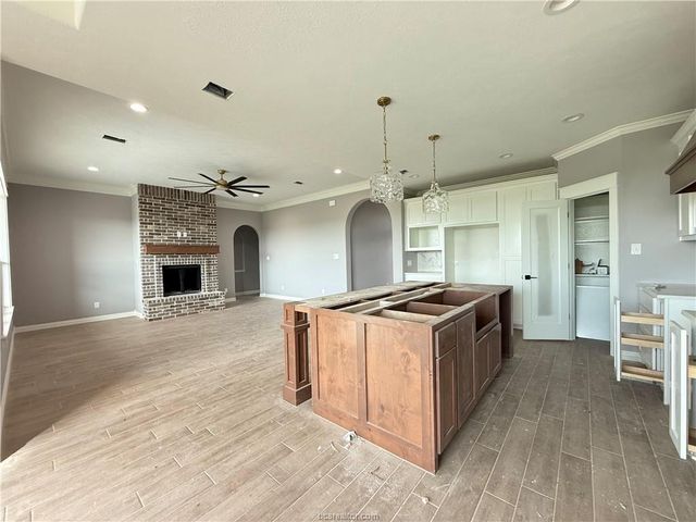 6423 Scenic View Trail, Bryan, TX 77808