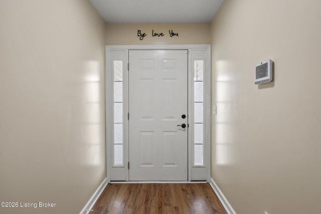 1112 Wood Glen Dr, Frankfort, KY 40601