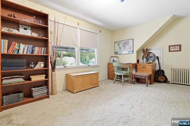 0-22 Saddle River, Fair Lawn, NJ 07410