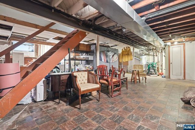 0-22 Saddle River, Fair Lawn, NJ 07410