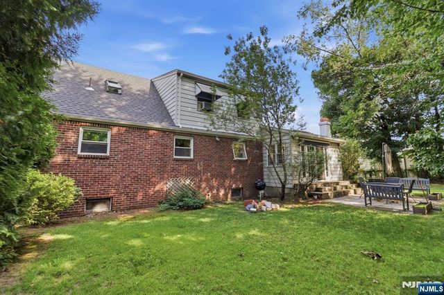 0-22 Saddle River, Fair Lawn, NJ 07410