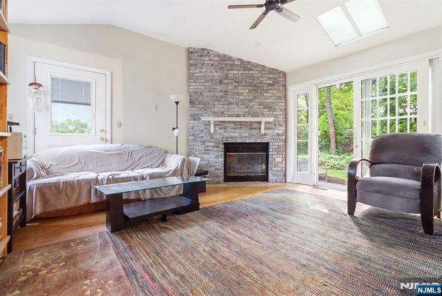 0-22 Saddle River, Fair Lawn, NJ 07410