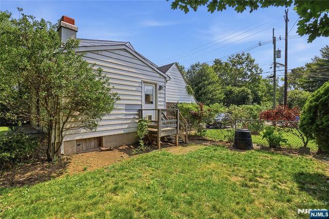 0-22 Saddle River, Fair Lawn, NJ 07410