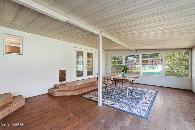 191 Howes Street, Oak Hill, FL 32759