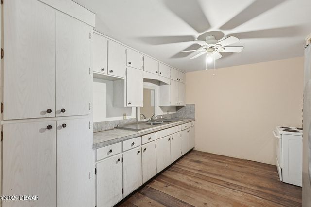 191 Howes Street, Oak Hill, FL 32759