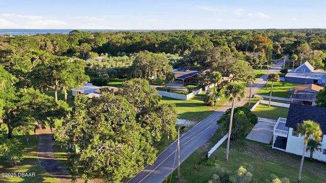 191 Howes Street, Oak Hill, FL 32759