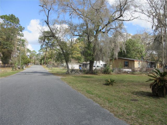 17350 SE 66TH STREET, Ocklawaha, FL 32179