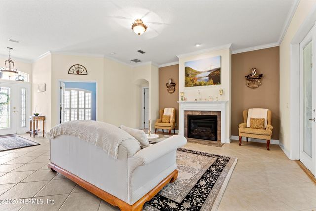 1112 HAWK WATCH Circle, St. Augustine, FL 32092