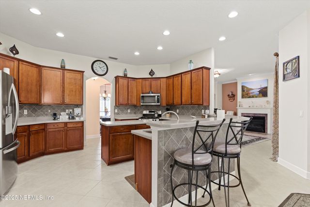 1112 HAWK WATCH Circle, St. Augustine, FL 32092