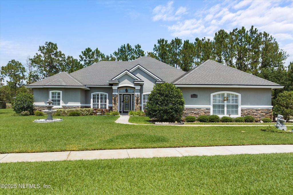 1112 HAWK WATCH Circle, St. Augustine, FL 32092