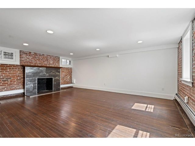 2833 E 8th Ave, Denver, CO 80206