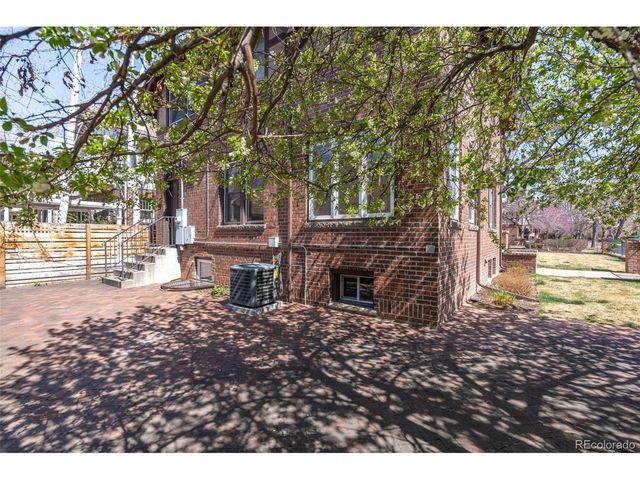 2833 E 8th Ave, Denver, CO 80206