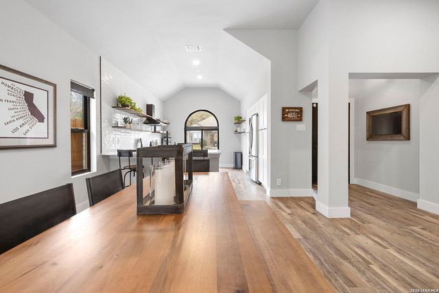 14222 Red Maple Wood, San Antonio, TX 78249