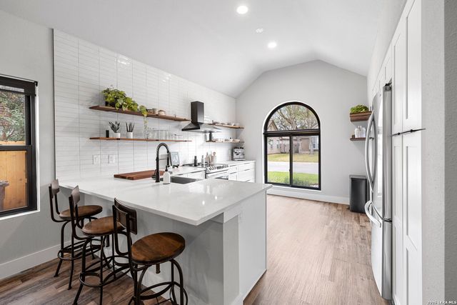 14222 Red Maple Wood, San Antonio, TX 78249