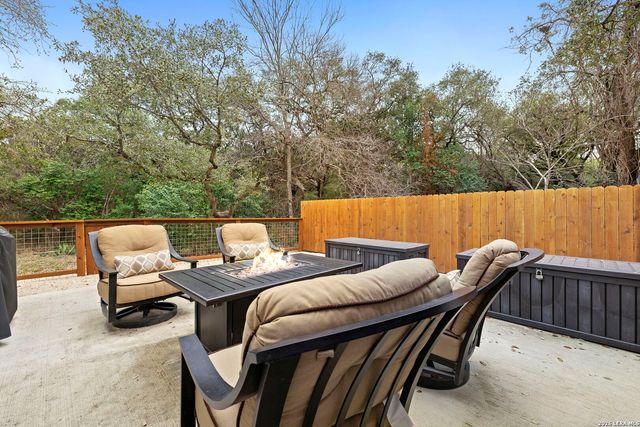 14222 Red Maple Wood, San Antonio, TX 78249