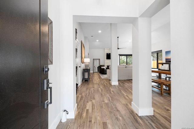 14222 Red Maple Wood, San Antonio, TX 78249