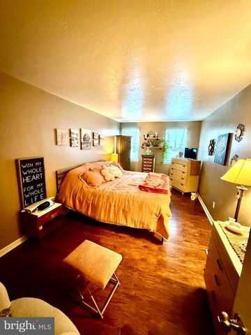 880 LISMORE BLVD, York, PA 17402