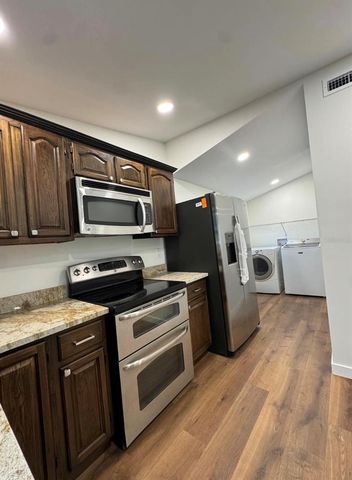 14 MILL STREET, Tarpon Springs, FL 34689