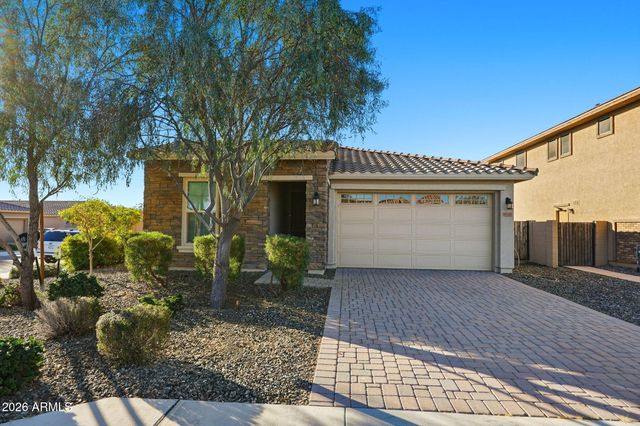 18725 W COLTER Street, Litchfield Park, AZ 85340