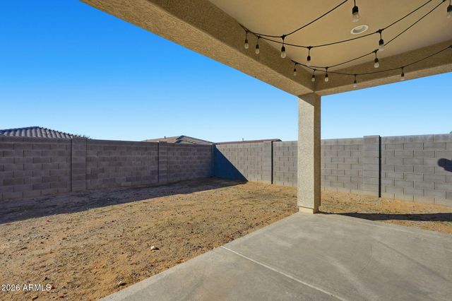 18725 W COLTER Street, Litchfield Park, AZ 85340